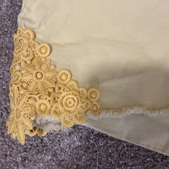 Light Yellow jean shorts - Picture 2 of 6